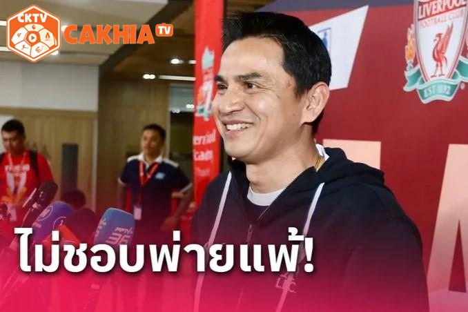 HLV Kiatisak hiện là giám đốc của Liverpool Academy ở Thái Lan